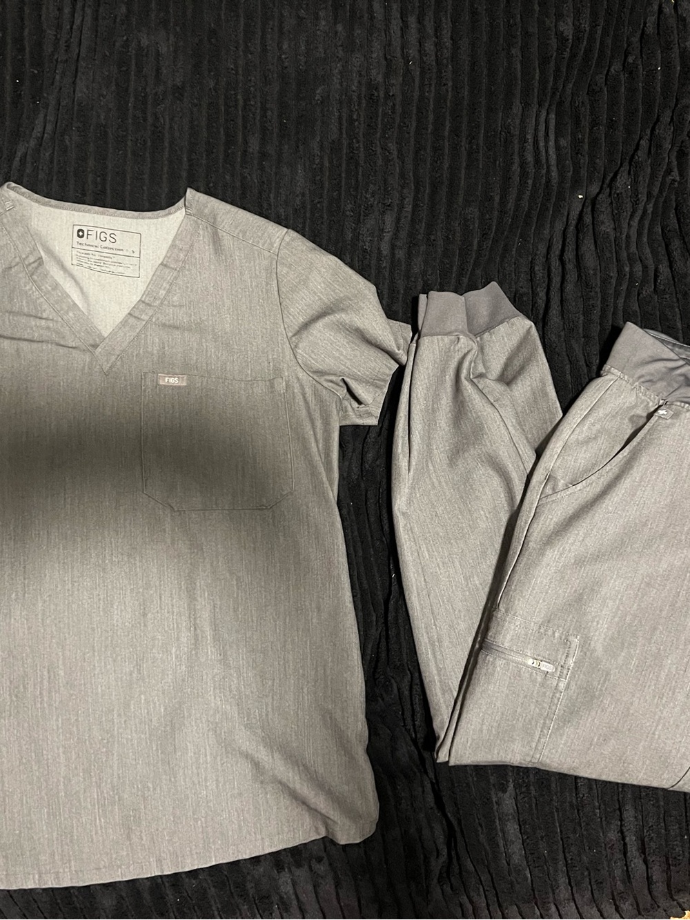 Figs Gray Jogger Scrub Set